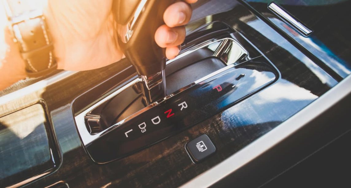 What Does “L” Mean on a Car’s Gear Shift? (& When to Use it) Guard My