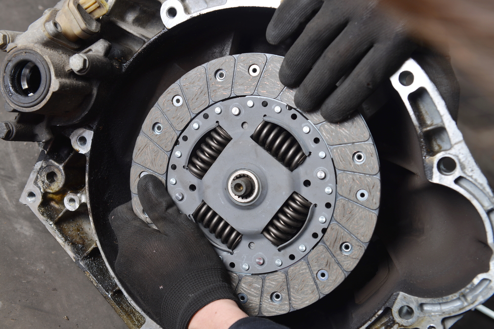 Riding the clutch meaning explained