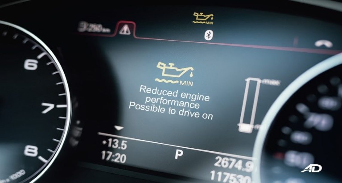 5 Reasons the Service AdvanceTrac Warning Light is On (And How to Reset