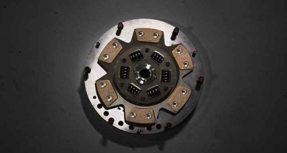 Symptoms of a Bad or Worn Clutch