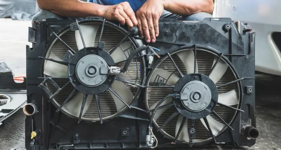Failure Symptoms of The Radiator Cooling Fan Motor