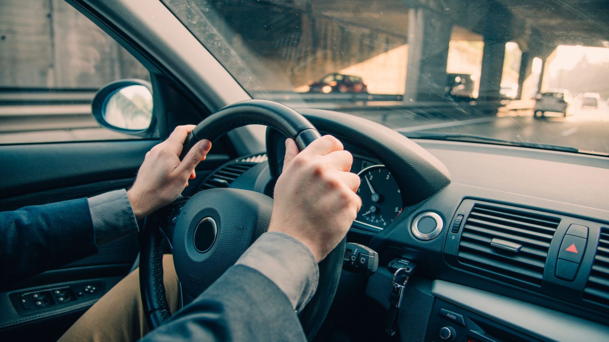 Is the steering wheel locked while driving? Guard My Ride